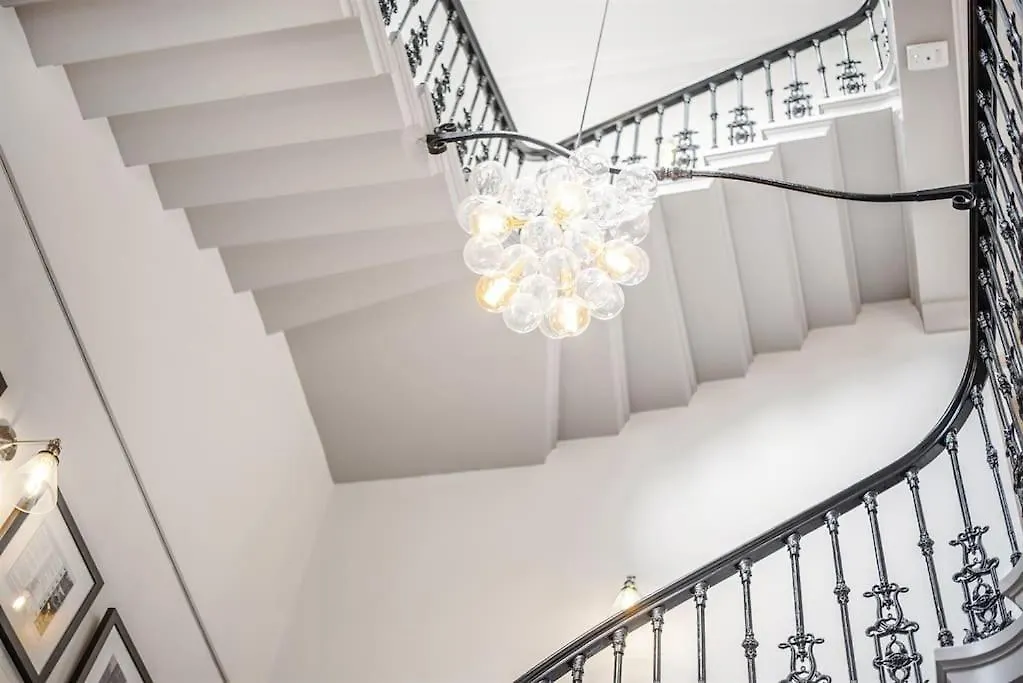 Rowntree One - Stunning Apartment- Grade II Listed يورك